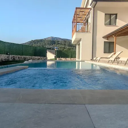 Keyf Goecek Villa *